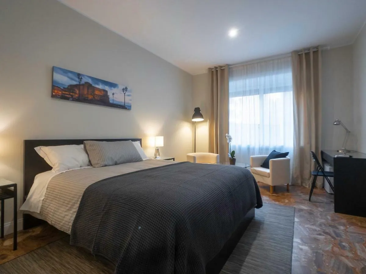 Hotel Silia House Napoli Centro Włochy
