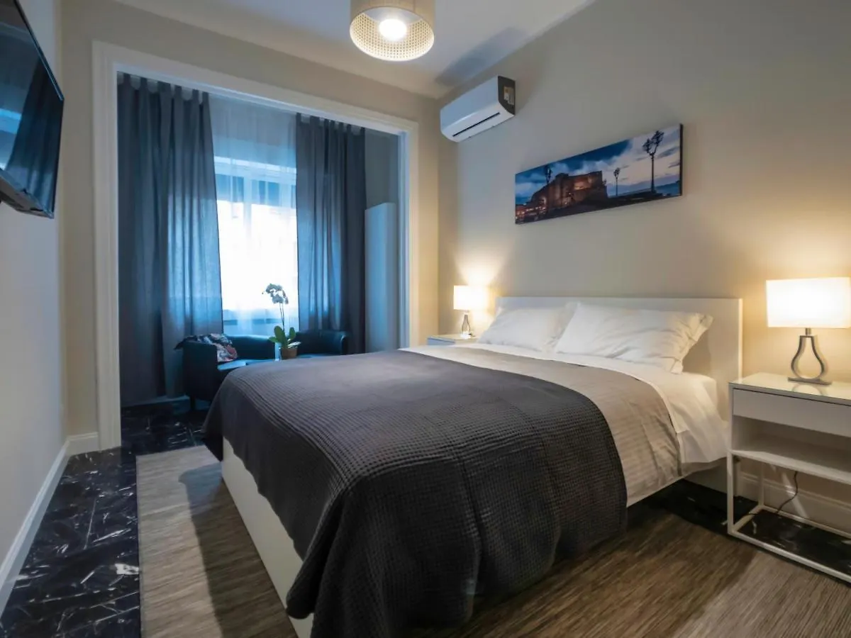 Silia House Napoli Centro Hotel Italy